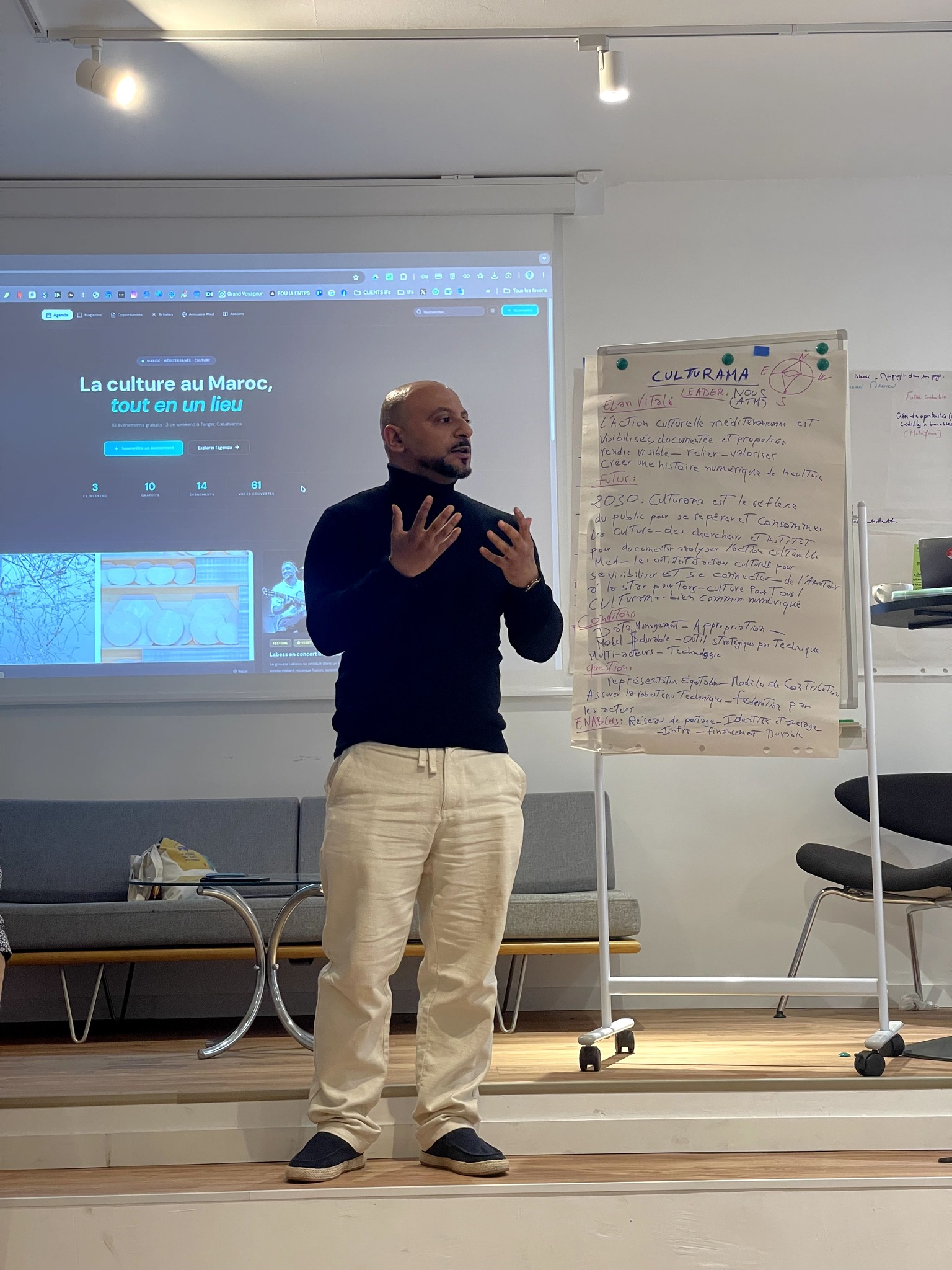 Bilal Aljouhari présentant Culturama à l’Académie des Talents Méditerranéens, programme du Campus AFD, à Marseille